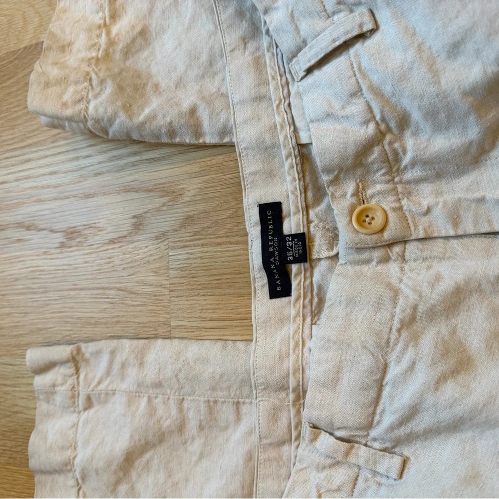 Banana Republic Men's Light Tan Linen Traveler Chinos - 35x32”